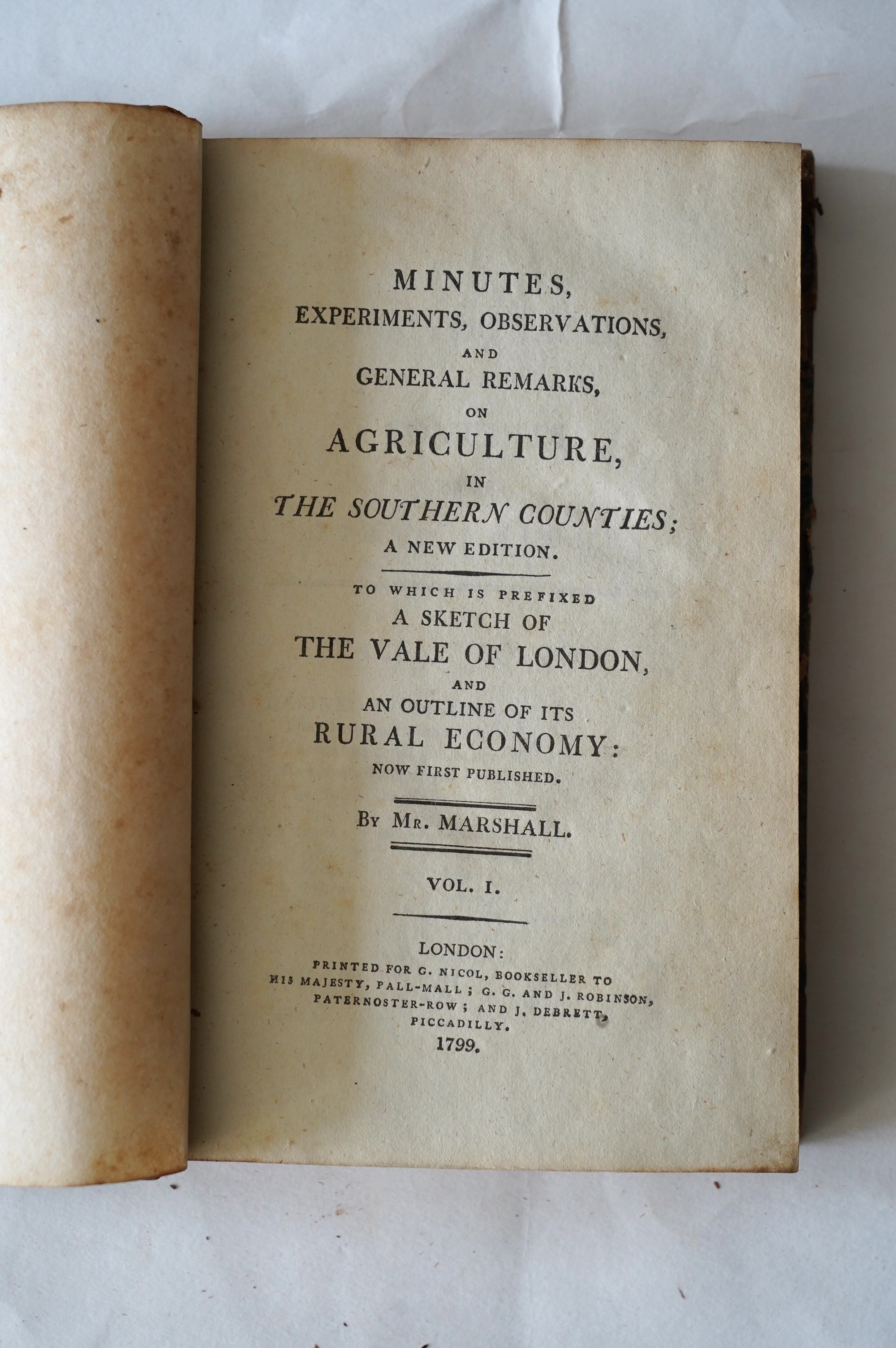 Marshall, William - Minutes, Experiments, Observations...on Agriculture.....in the Southern Counties. new edition. To which is prefixed a Sketch of the Vale of London, and an outline of its rural economy....2 vols. 2 fol